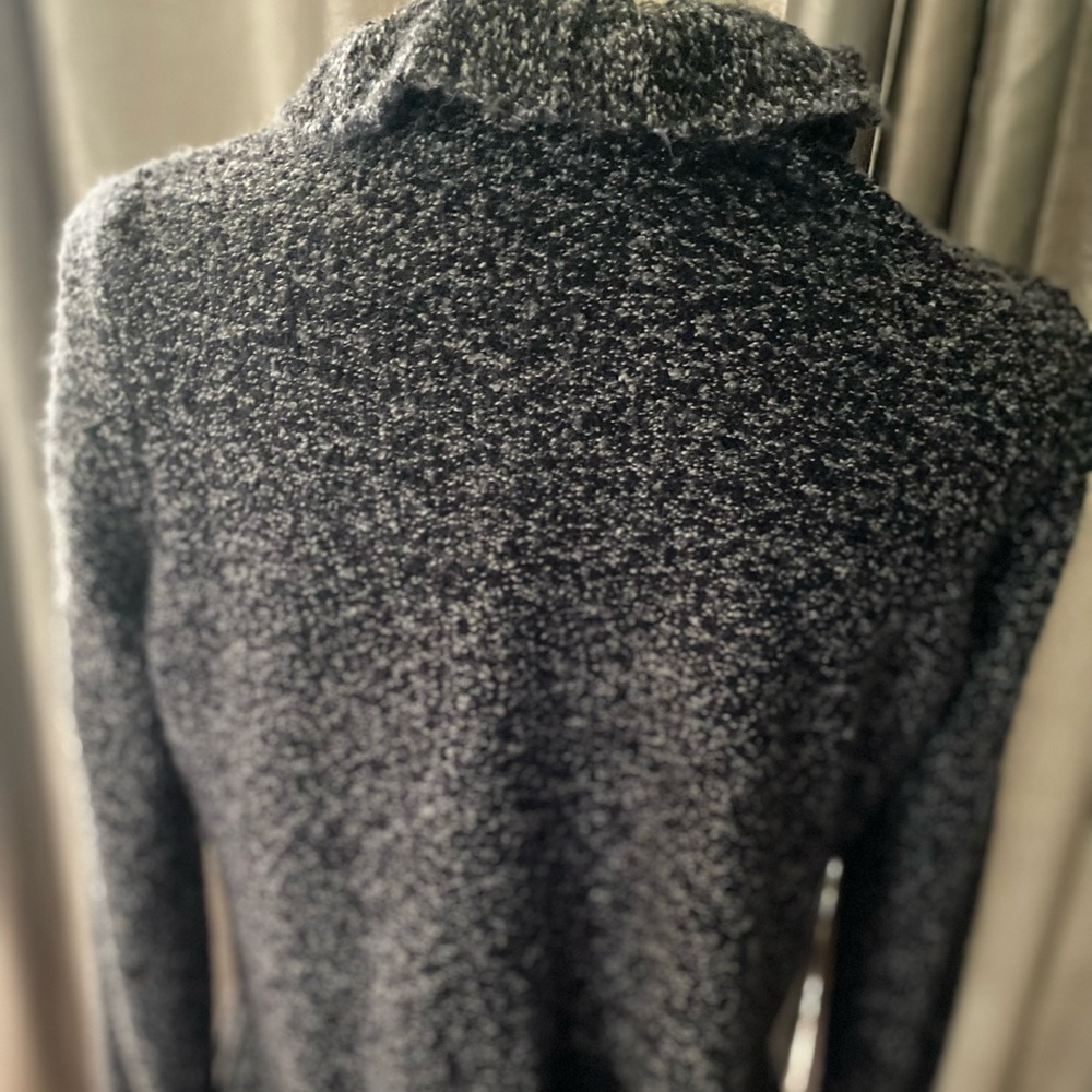 LP Ruffled Cardigan by Madison. - Picture 3 of 3